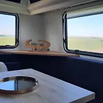 캠프장 Caravan De Rozenbottel